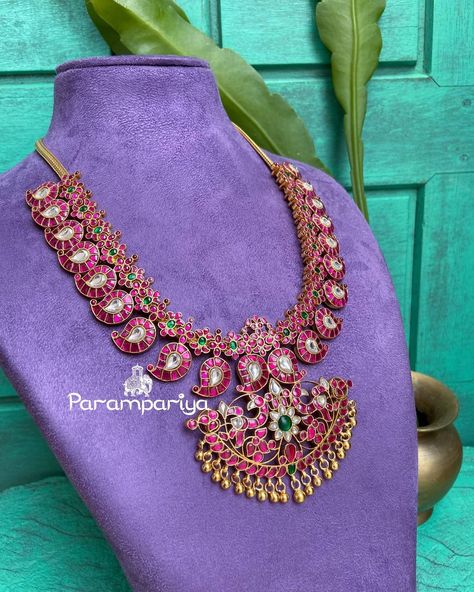 Kempu Mango Haram Designs, Kemp Haram Designs, Kgf Jewellery, Mango Mala Jewellery Gold, Mango Mala Designs, Divine Jewellery, Mango Mala Jewellery, Kemp Earrings, Mango Jewelry