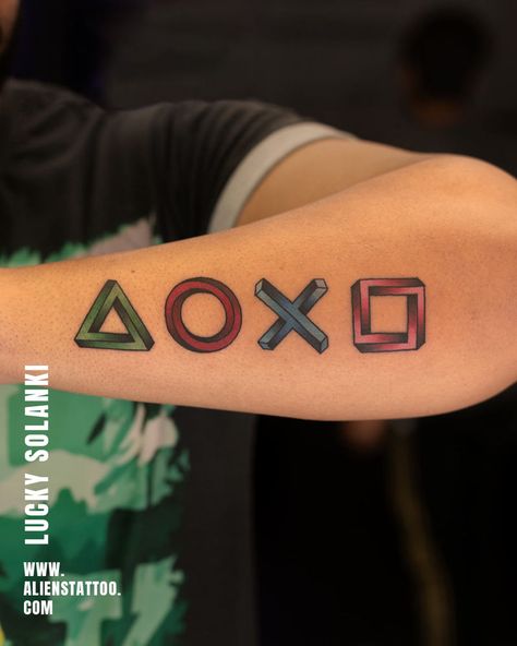 Most Unique Tattoos, Controller Tattoo, Playstation Tattoo, Aliens Tattoo, Hidden Emotions, Button Tattoo, Wedding Anniversary Gift Ideas, Gamer Tattoos, Hyper Realistic Tattoo