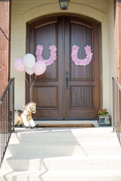 Shabby Chic Pony themed birthday party via Kara's Party Ideas KarasPartyIdeas.com Cake, banners, signs, favors, desserts, tutorials, and more! #shabbychic #ponyparty #shabbychicpartyideas #cowgirlparty (29) Pony Themed Birthday Party, Second Birthday Girl, Sheriff Callie Birthday Party, Spirit Birthday, Horse Themed Party, Pony Birthday Party, Horse Birthday Parties, Horse Vintage, Western Birthday