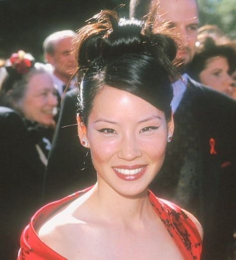 Lucy Lui 2000s, Lucy Liu Aesthetic, Lucy Lui, Kelly Preston, Devon Aoki, Lucy Liu, Celebrities Before And After, Kill Bill, Vanity Fair Oscar Party