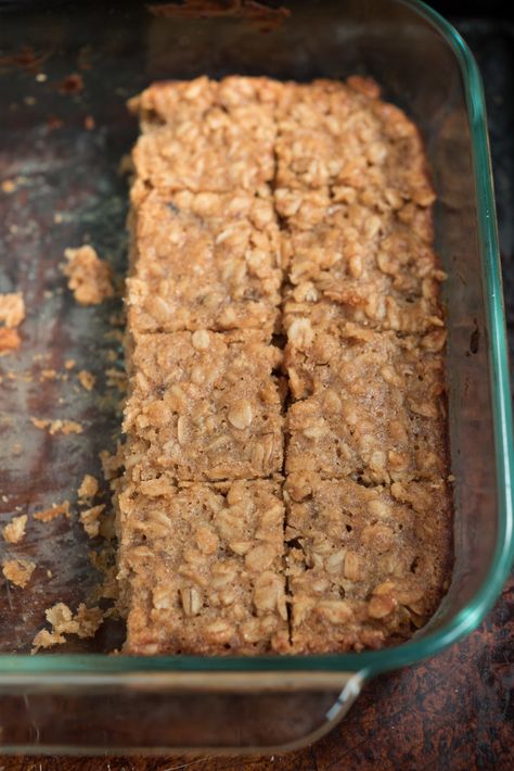 Antifungal Diet, Fitness Snacks, Peanut Butter Oatmeal Bars, Gluten Free Bars, Oatmeal Breakfast Bars, Peanut Butter Oatmeal Cookies, Peanut Butter Oatmeal, Oatmeal Bars, Healthy Oatmeal