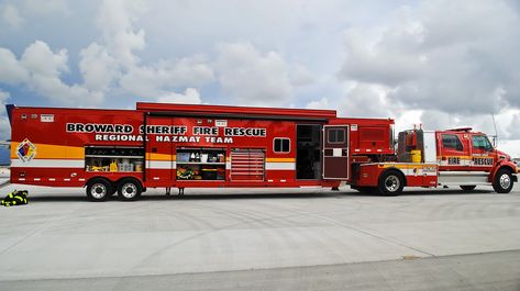 Broward Sheriff Fire Rescue HazMat | Kev Cook | Flickr Fire Trucks Pictures, Firefighter Decor, Police Truck, Wildland Firefighter, Cool Fire, Bug Out Vehicle, Volunteer Appreciation, Fire Equipment, Police Vehicles