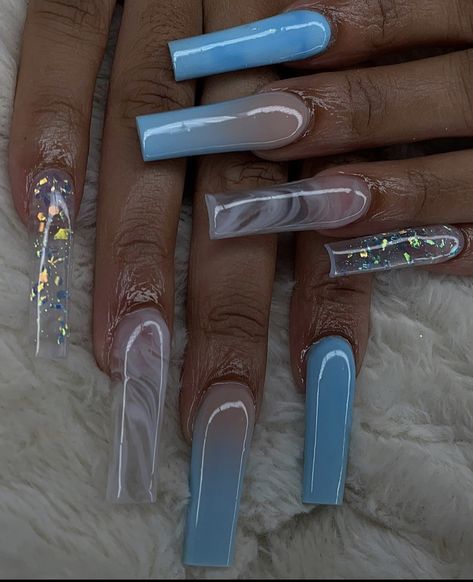 Sky Blue Acrylic Nails Long, Nails Acrylic Blue Medium, Light Blue Nail Aesthetic, Ombre Ocean Nails, Long Nails Inspiration Blue, Prom Nails Acrylic Light Blue, White And Blue Ombré Nails, Light Blue And Silver Nails Short, Light Blue Sweet 16 Nails