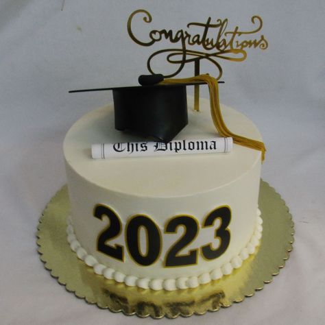 🎓🍰 Graduation season is here! Don't miss out on celebrating your achievements with a delicious custom cake. Order early to secure your spot! #GraduationCake #CelebrateSuccess #CakesByCremedelaCreme #CakeSeattle Cakes Boys Birthday, Graduation Cakes For Boys, Graduation Cake Designs, Teacher Cakes, Boy Graduation, Graduation Cake, Graduation Cakes, Boys Birthday, Custom Cake