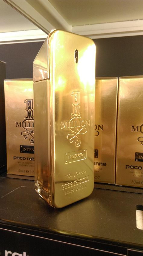 This cologne looks like a gold bar Paco Rabanne, Gold Bar, Of Ideas, Old Money, Boyfriend Gifts, Our Wedding, Bar, Gold, Gifts