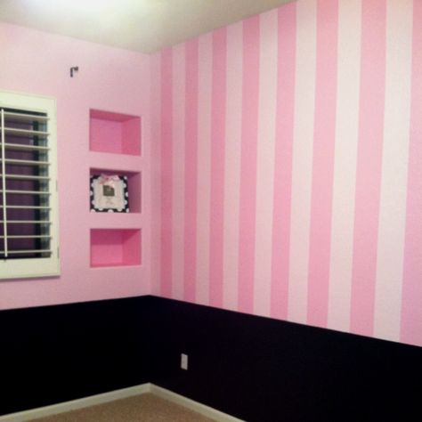 I like the use of the black on the bottom. Not even half way up the wall. The rest of the wall can be any color you want..light purple or sea blue. Victoria’s Secret Themed Room, Victoria Secret Painted Walls, Victoria Secret Pink Bedroom, Victorias Secret Bedroom Theme, Victoria Secret Theme Room, Victoria Secret Stripes Wallpaper, Victoria Secret Bathroom, Victoria Secret Room Ideas Bedrooms, Victoria Secret Decor