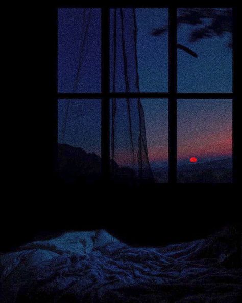 Window Aesthetic Night, Nighttime Window, Night Sunset Aesthetic, Dark Sunset Aesthetic, Blue Sunset Aesthetic, Dark Blue Sunset, Blue Hour Photography, Dark Sunset, 2560x1440 Wallpaper