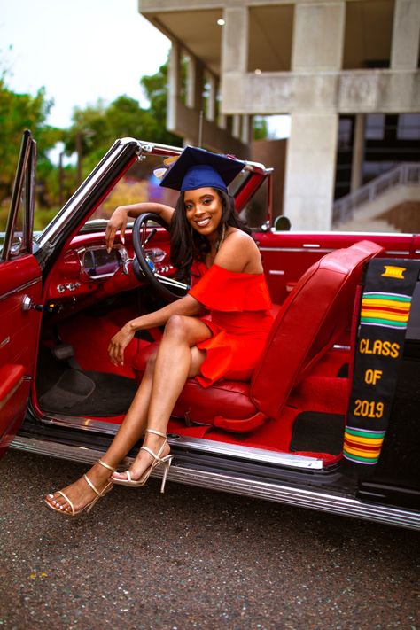 #graduation #gradszn #photoshoot #college #graduate #bachelors #UNF #grad Grad Photoshoot Ideas High Schools, Grad Picture Ideas, Sunday Pictures, Grad Photography, College Graduation Photos, Graduation Photography Poses, Senior Photo Outfits, Graduation Poses, Graduation Picture Poses