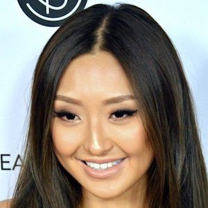 YouTube Star Sophia Chang phone number, Sophia Chang contact, Sophia Chang address #phonenumber #contact Sophia Chang, Monolid Makeup, American Makeup, Fashion Institute, Youtube Stars, Beauty And Fashion, Personal Photo, Favorite Celebrities, Mac Cosmetics