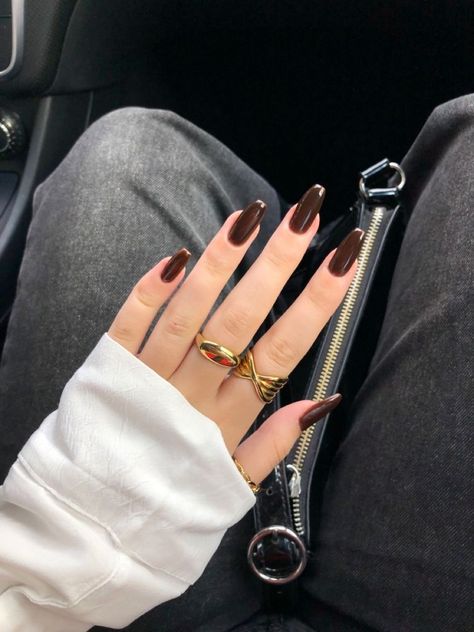 nails Brown Acrylic Nails, Kutek Disney, Wine Nails, Smink Inspiration, Grunge Nails, Simple Acrylic Nails, Classy Acrylic Nails, Makijaż Smokey Eye, Almond Acrylic Nails