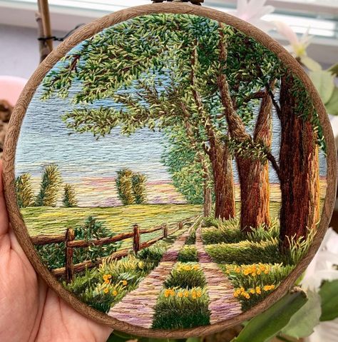 Olya on Instagram: “Finished summer embroidery 🧵🍀 I called it “under the oaks” 💚 I feel the gentle warm wind blowing into my face while watching this…” Embroidery Aesthetic, Large Embroidery Hoop, Nature Embroidery, Landscape Embroidery, Embroidery Hoop Art Diy, Embroidered Wall Art, Arte Peculiar, Diy Embroidery Patterns, Basic Embroidery Stitches