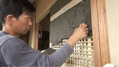 Sakan - Japanese plastering Japanese Plaster Walls, Tatooine House, Tower Reference, Timber Frame Joints, Cob House Interior, Japanese Exterior, Japanese Carpentry, Straw Bale Construction, Timber Joinery