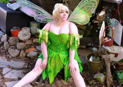 Great DIY Plus Size Tinker Bell Halloween Costume Idea Nebula Cosplay, Cosplay Fail, Cosplay Plus Size, Fantasia Plus Size, Tinkerbell Halloween Costume, Tinkerbell Cosplay, Bell Costume, Tinkerbell Costume, Tinker Bell Costume