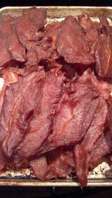 Smoked Turkey Jerky Recipe, Turkey Jerky Recipe Dehydrator, Smoker Jerky Recipes, Turkey Jerky Recipe, Jerky Seasoning Recipe, Jerky Recipes Dehydrator, Dehydrator Ideas, Oven Jerky, Jerkey Recipes