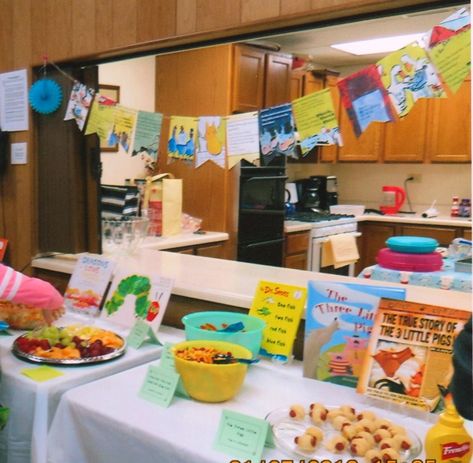 Book Themed Birthday Party, Cake Table Backdrop, Hungry Caterpillar Cake, Themed Birthday Party Ideas, Caterpillar Cake, Up Balloons, One Fish, Styrofoam Ball, Cool Tables