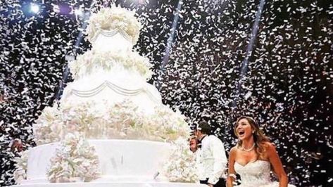 20 over-the-top wedding cakes that are a feast for the eyes – SheKnows Over The Top Wedding, Elaborate Wedding, Lebanese Wedding, Big Wedding Cakes, Wedding Cake Tops, Wedding Apps, Extravagant Wedding, Amazing Wedding Cakes, Dreamy Wedding