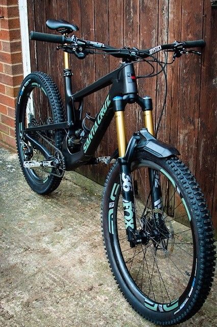 Santa Cruz Nomad V4 2019 - Nick_Bentley's Bike Check - Vital MTB Mountain Bikes, Trek Mtb, Santa Cruz Nomad, Mountain Biking Quotes, Cross Country Bike Mtb, Mountain Biking Photography, Trinx Mountain Bike, Mountain Biking Women, Mt Bike