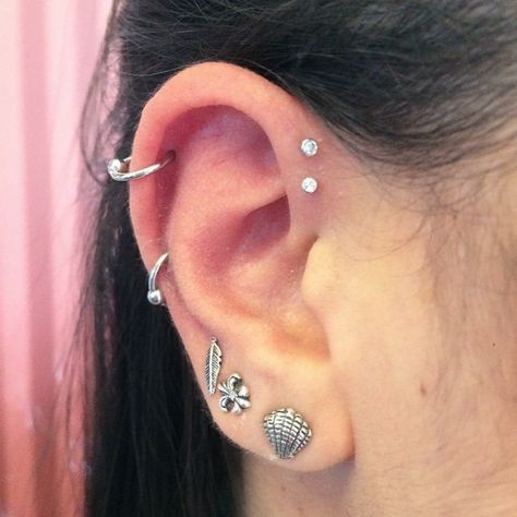 Front Helix Piercing, Double Forward Helix Piercing, Forward Helix Piercings, Anti Helix Piercing, Helix Piercings, Forward Helix Piercing, Helix Ear, Cool Ear Piercings, Pretty Ear Piercings