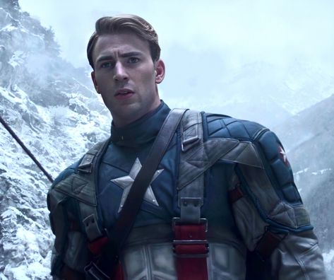 Captain America Photos, Steve Rogers Aesthetic, Captain America Aesthetic, Captain America 1, Captain America The First Avenger, The First Avenger, First Avenger, Captain America Movie, Bucky And Steve