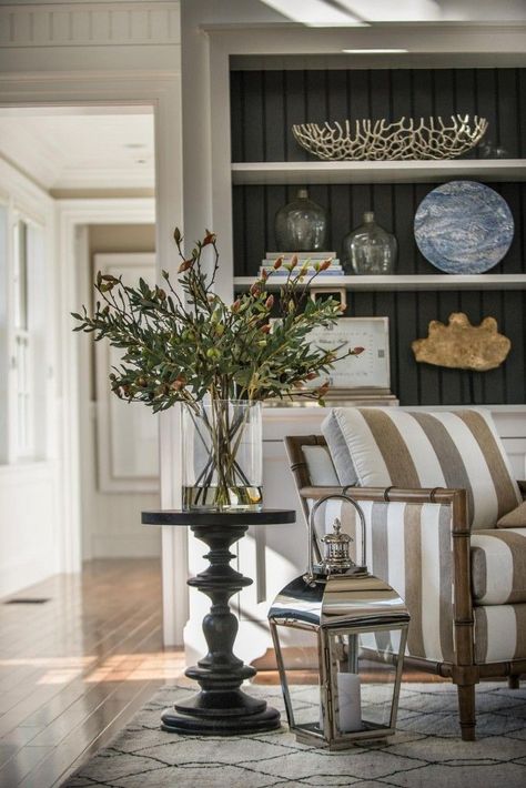 10 Simple Decorating Ideas from the HGTV Dream Home...back of shelves painted dark gray...nice backdrop color! Extraordinary Homes, Hgtv Dream Homes, Hgtv Dream Home, Mediterranean Decor, French Country Cottage, Design Del Prodotto, Entrance Door, Room Pictures, Cool Ideas