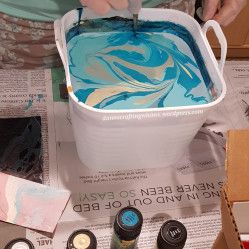 How To Water Marble, How To Do Water Marbling, Diy Water Marbling, How To Water Marble With Acrylic Paint, Water Marbling Acrylic Paint, Hydro Dripping, Marbling With Acrylic Paint, Diy Marble Crafts, Hydrodipping Diy