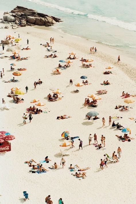 Holidays In January, Clifton Beach, Best Holiday Destinations, Empire Romain, Alfred Stieglitz, Going On Holiday, Vintage Beach, On Holiday, 인물 사진