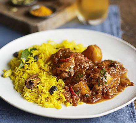 South African Curry, Malay Chicken Curry, African Curry, Yellow Rice Recipes, Cape Malay, South African Dishes, Malay Food, African Cooking, Tandoori Masala