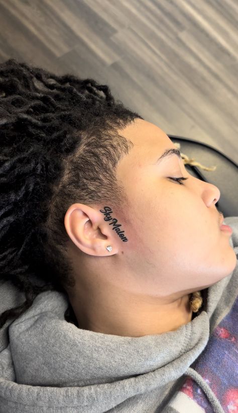 Small Face Tattoos, Front Neck Tattoo, Cornrow Braids Men, Black Men Tattoos, Best Neck Tattoos, Face Tats, Face Tattoos For Women, Side Neck Tattoo, Black Hair Cuts