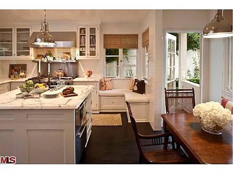 Cozy window seat is the perfect spot to flip through cooking magazines while waiting for cookies to bake. #nook #windowseat #kitchen Kitchen Corner Bench, Rustic Industrial Kitchen, Kitchen Addition, Kitchen Corner, Kitchen Benches, Kitchen Nook, Cozy Kitchen, Traditional Kitchen, Küchen Design