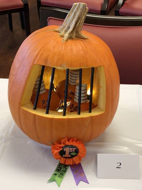 My prize winning pumpkin from our work contest today. Funny Pumpkin Carvings, Cute Pumpkin Carving, Pumkin Carving, Pumpkin Carving Contest, Halloween Pumpkin Carving Stencils, Pumpkin Decorating Contest, Labu Halloween, Creative Pumpkin Carving, Amazing Pumpkin Carving