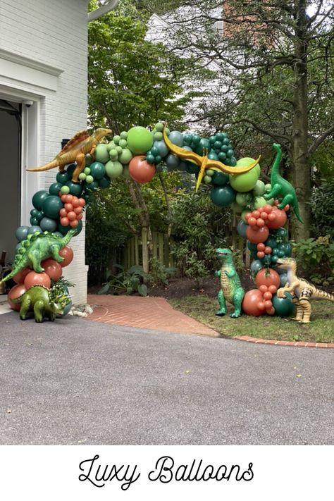 Balloon Gate Decoration Dino Party 1st Birthday, Dinosaur Party Decor Ideas, Dinosaur Theme Balloons, Dinosaur Party Balloon Arch, Dinosaur Party Theme Ideas, 3 Rex Balloon Garland, Dianasore Birthday Theme, Cute Dinosaur Party Decorations, Dinosaur Birthday Party Balloon Arch