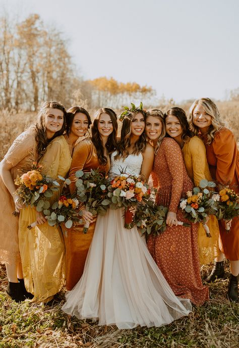 Dark Yellow Wedding, Rust Bridal Party, Mustard Wedding Colors, Mustard Bridesmaid Dresses, Rust Wedding Color, Mustard Yellow Bridesmaid Dress, Mustard Yellow Wedding, Mustard Wedding, Fall Bridesmaid