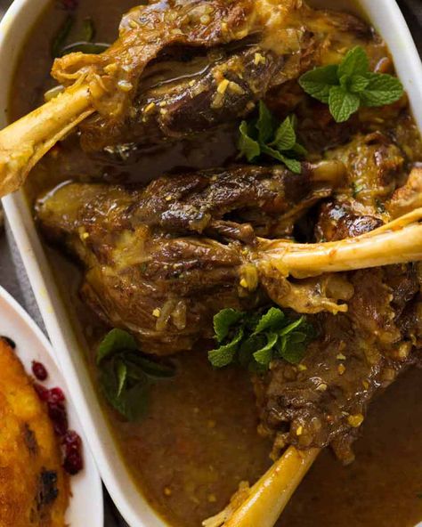 Slow cooked braised lamb shanks in a delicately spiced, well seasoned broth. A beautiful traditional Persian recipe. Persian Lamb Shank Recipe, Arabisk Mad, Lamb Shank Recipe, India Tourism, Braised Lamb Shanks, Lamb Shank, Braised Lamb, Persian Cuisine, Lamb Dishes