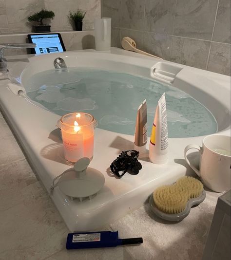 Computer, Bath, Candles, Instagram