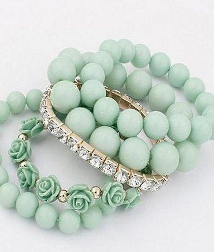 Lover Of Home Verde Aqua, Mint Aesthetic, Mint Fashion, Mint Green Aesthetic, Hijau Mint, Mint Gold, Minty Green, Green Jewelry, Aqua Turquoise