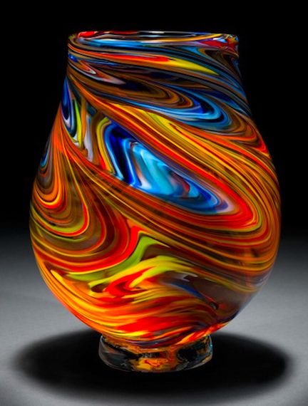 Pretty Vases, Beautiful Bottles, Arte Peculiar, Art Of Glass, Glas Art, Blown Glass Art, Chihuly, Glass Artwork, Gorgeous Glass