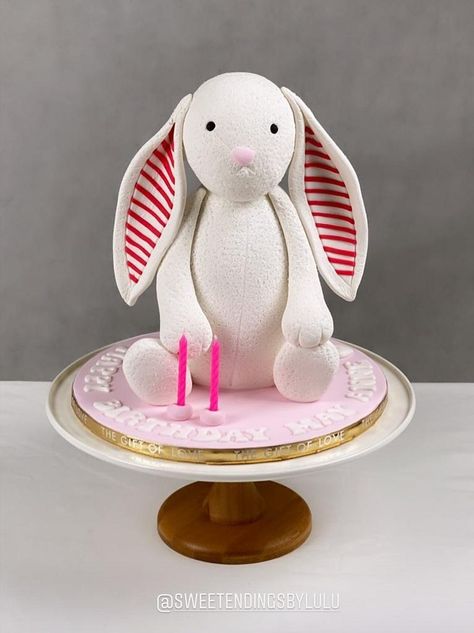 Jellycat Bunny Cake, Cake Jellycat, Cat Birthday Cake, Cake Bunny, Birthday Cake For Cat, Jellycat Bunny, Gravity Defying Cake, Jelly Cat, Rabbit Cake