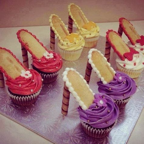 High Heel Cupcakes, Shoe Cupcakes, Fest Mad, Cupcake Tutorial, Cupcake Decoration, Creative Cupcakes, Diy Cupcakes, Cupcakes Decoration, Let Them Eat Cake