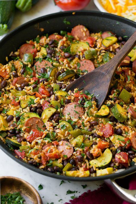 Zucchini Recipes Dinner, Brown Rice Recipes Easy, Brown Rice Cooking, Dinner Rice, Dinner Sausage, Rice Skillet, Rice Beans, Brown Rice Recipes, Recipes Simple