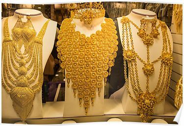 Gold Coins For Sale, Gold Market, Dubai Gold Jewelry, Arabic Jewelry, موارد بشرية, Gold Necklace Indian, Buying Gold, Coins For Sale, India Jewelry