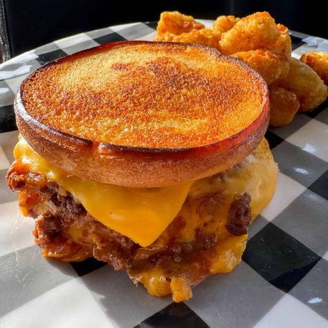 Easy Mexican Pizza, Sloppy Joe Grilled Cheese, Joe Sandwich, Cooking In The Midwest, Grilled Cheese Sloppy Joe, Sloppy Joes Sandwich, Brown Recipe, Sloppy Joes Recipe, Grilled Cheese Recipes