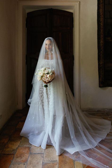 Ethereal French Bride in Timeless Floral Wedding Gown and Cathedral Length Veil   #timelessbride #timelessweddingdress #weddingveil #etherealbride #floralweddingdress Silk Wedding Dress With Cathedral Veil, Ornate Wedding Veil, Bride Veil Styles, Juliet Wedding Dress, Cathedral Dress, French Bride, Timeless Wedding Gown, Cathedral Wedding Dress, Ethereal Bride