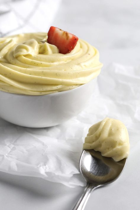 Vanilla Diplomat Cream Recipe (Creme Diplomat) - Jess Eats and Travels Diplomat Cream Recipe, Sweet Shortcrust Pastry Recipe, Diplomat Cream, How To Make Pastry, Shortcrust Pastry Recipes, Choux Buns, Pastry Cream Recipe, Vanilla Sponge Cake, Vegan Alternatives