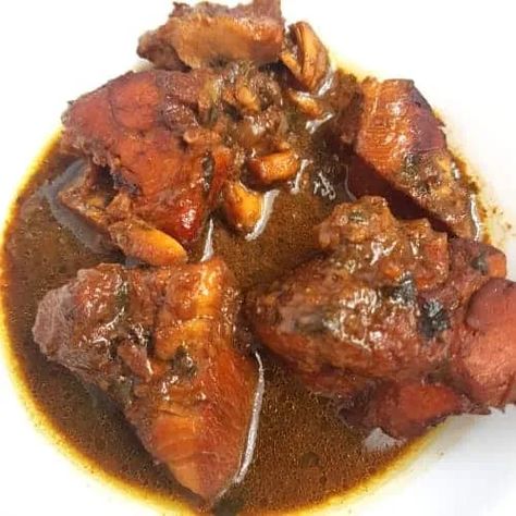 Stew Chicken Trinidad Recipe, Trinidad Brown Stew Chicken, Trini Stew Chicken, Pelau Recipe Trinidad Chicken, Caribbean Chicken Recipes, Pelau Recipe Trinidad, Stew Chicken Recipes, Trinidad Pelau, Chicken Pelau Recipe