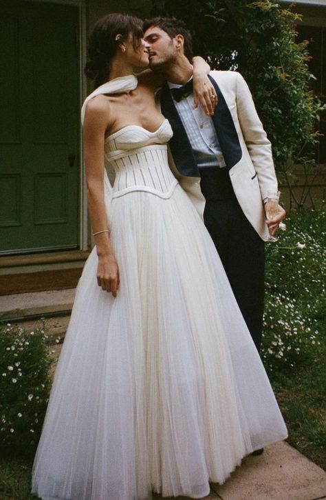 Daniel Frankel, Danielle Frankel, Georgia Fowler, Nyc Elopement, Celebrity Wedding Dresses, Dream Wedding Ideas Dresses, Wedding Dress Accessories, Wedding Mood, Dreamy Wedding