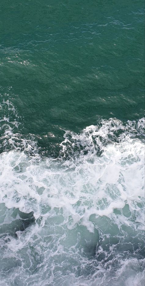 Iphone Wallpaper Sea Aesthetic, Sea Foam Wallpaper, Green Ocean Wallpaper, Green Waves Wallpaper, Wallpaper Ocean, Green Waves, Next Wallpaper, Iphone Wallpaper Vsco, Nature Iphone Wallpaper