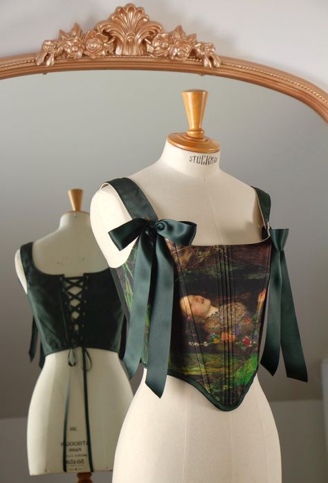 Back lacing corset, designed and handcrafted in Italy, featuring a beautiful painting by the pre-Raphaelite artist John Everett Millais. The external fabric is 100% cotton while the lining is made from double twisted pure cotton. The corset is made to your measurements and It's adjustable both the back and in the shoulders with gorgeous bows to ensure the best fitting. IMPORTANT: -Processing time: up to 7 weeks -I do not accept exchanges and returns Please message me for any question :) Everett Millais, Modern Corset, Corset Looks, Corset Styles, John Everett Millais, Corset Outfit, Pre Raphaelite, Corset Lingerie, Evening Outfits