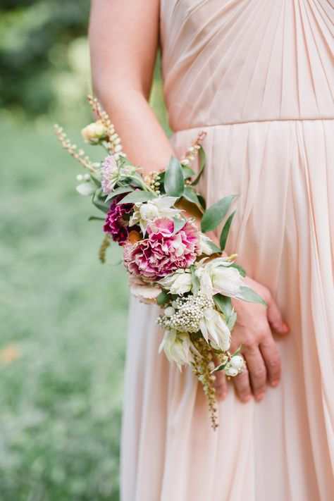 Makeup By Ariel, Bride Corsage, Bridal Corsage, Diy Corsage, Elopement Party, Hairdo Wedding, Bride Magazine, Flower Corsage, Unique Flower