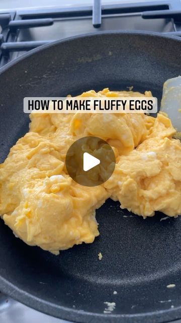 Troy Williams on Instagram: "HOW TO MAKE FLUFFY EGGS" How To Make Eggs Fluffy, How To Make Good Scrambled Eggs, How To Cook Fried Eggs, Fluffy Eggs For Sandwich, Soft Scrambled Eggs How To Make, Cloud Eggs Video, Waffle House Eggs, How To Make Fluffy Scrambled Eggs, How To Make Fluffy Eggs