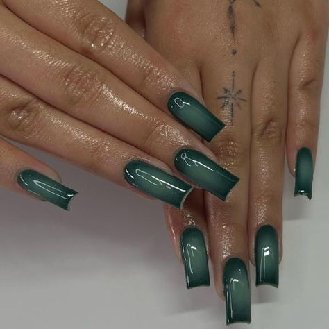 Aura Nail Designs, Aura Nail, Aura Nails, Dark Green Nails, Green Acrylic Nails, Airbrush Nails, Green Nail Designs, Green Nail, Blush Nails